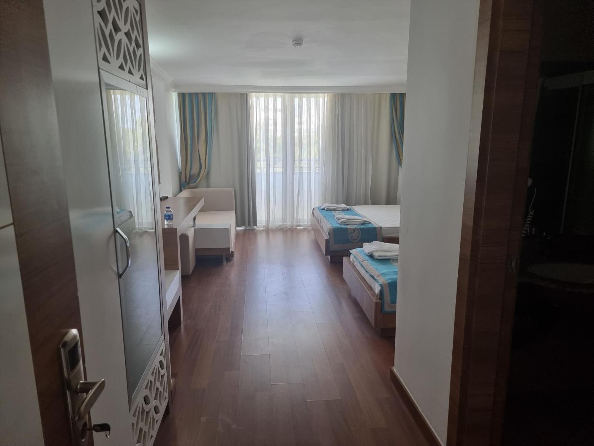 סייד Luca Beach Hotel מראה חיצוני תמונה
