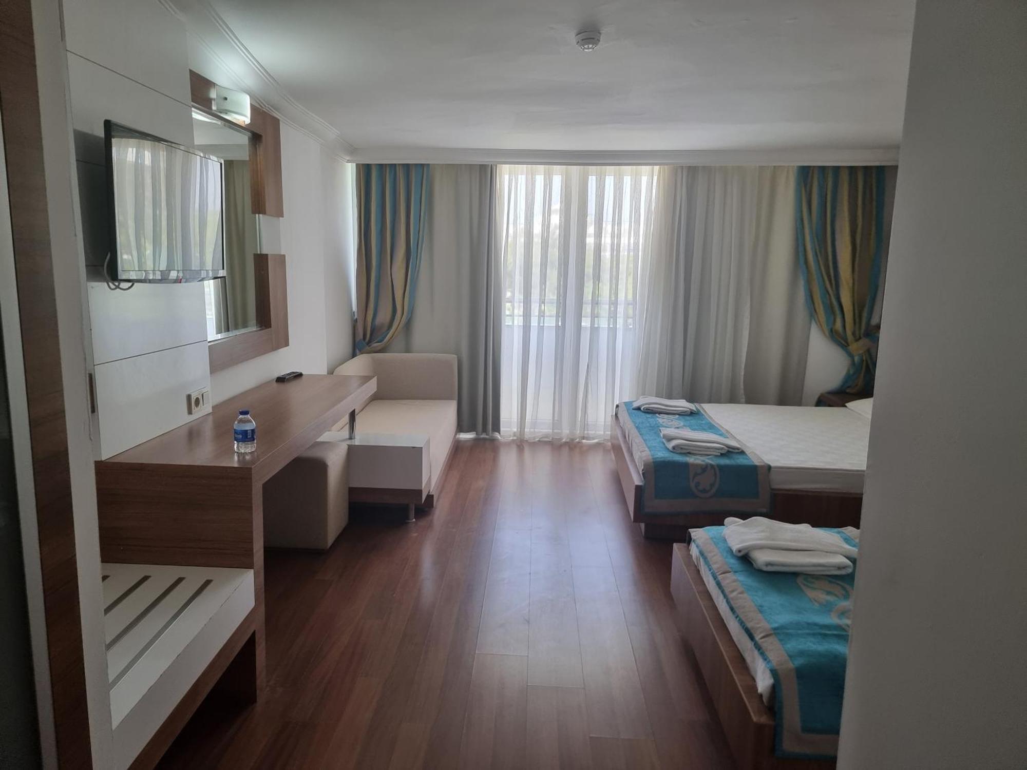 סייד Luca Beach Hotel מראה חיצוני תמונה